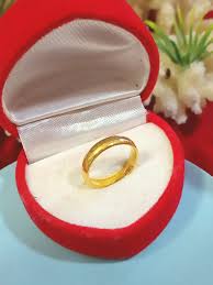 စတိလက်စွပ် (၅ ပဲတင် )